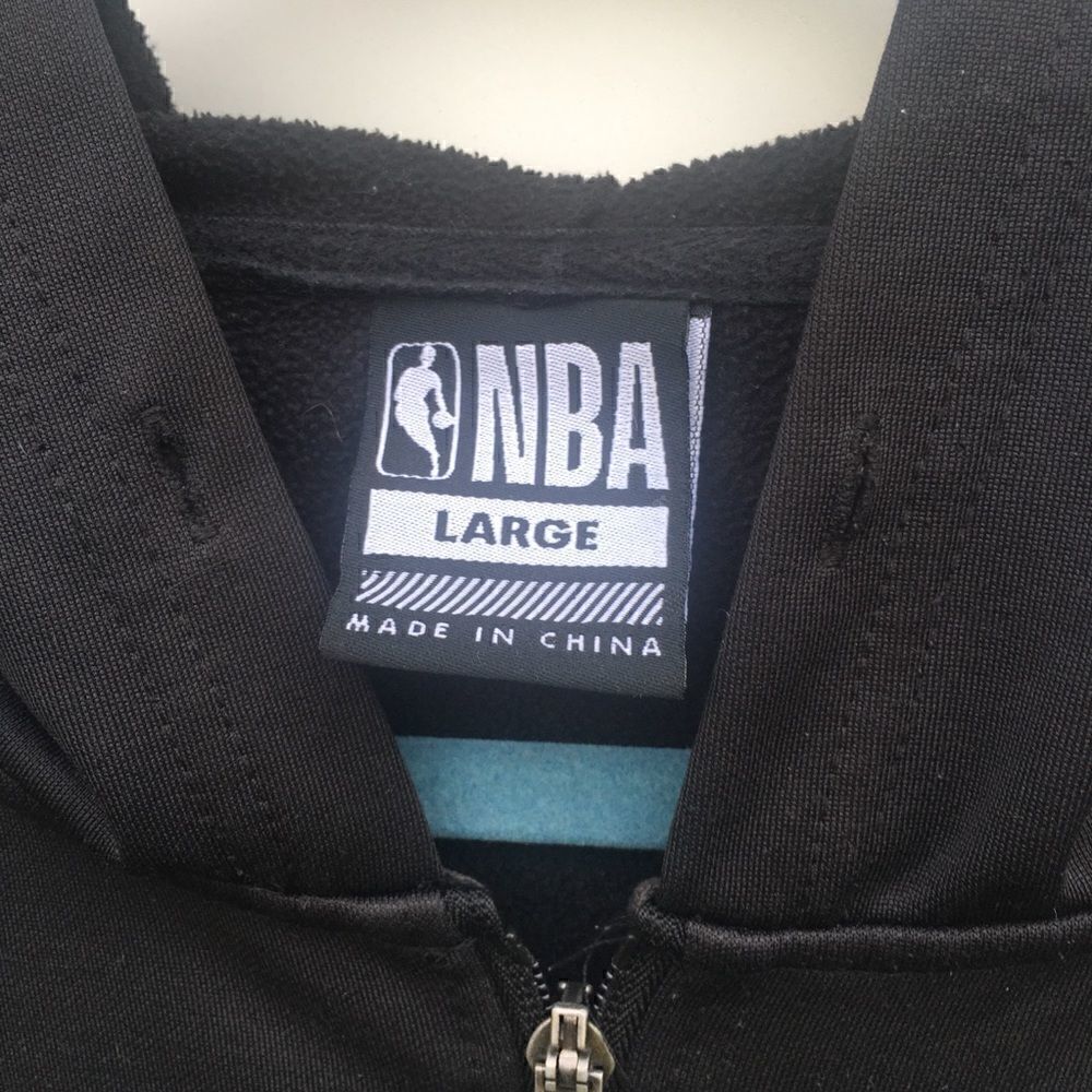 NBA  JACKET  - Picture 4 of 10